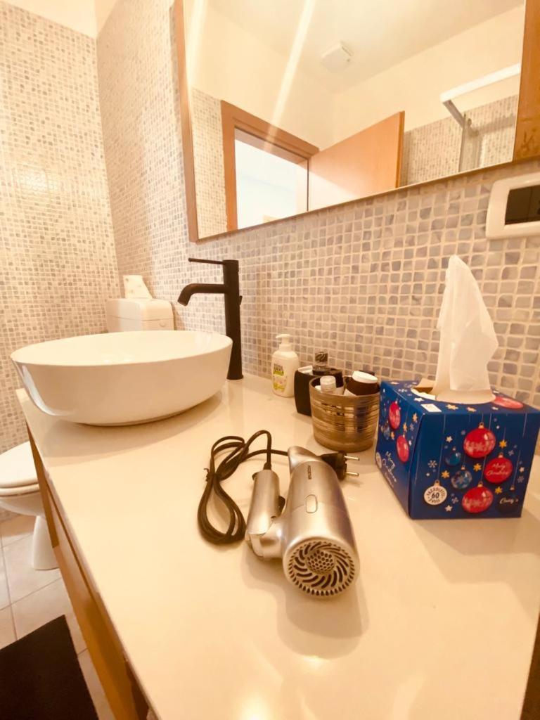 Casa Vacanze Viale Miramare 31- Delizioso Mini Loft Industrial Триест Экстерьер фото